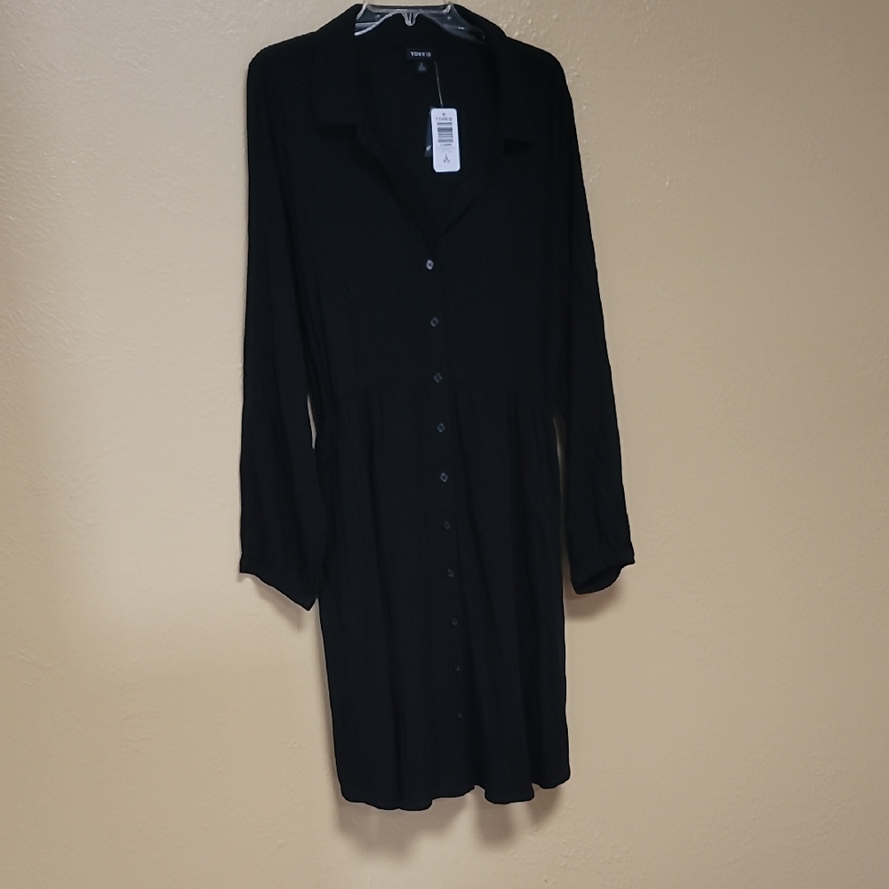 NWT 3X Torrid Classic Black V-Neck Dress